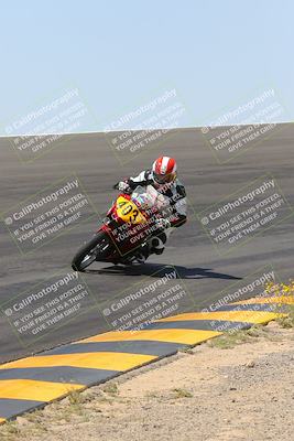 media/Apr-14-2023-Apex Assassins (Fri) [[6bc7254b18]]/Racer 2/Session 3 (Bowl)/